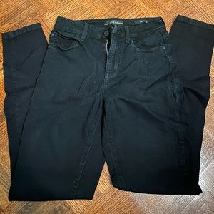 Black Guess skinny jeans size 25